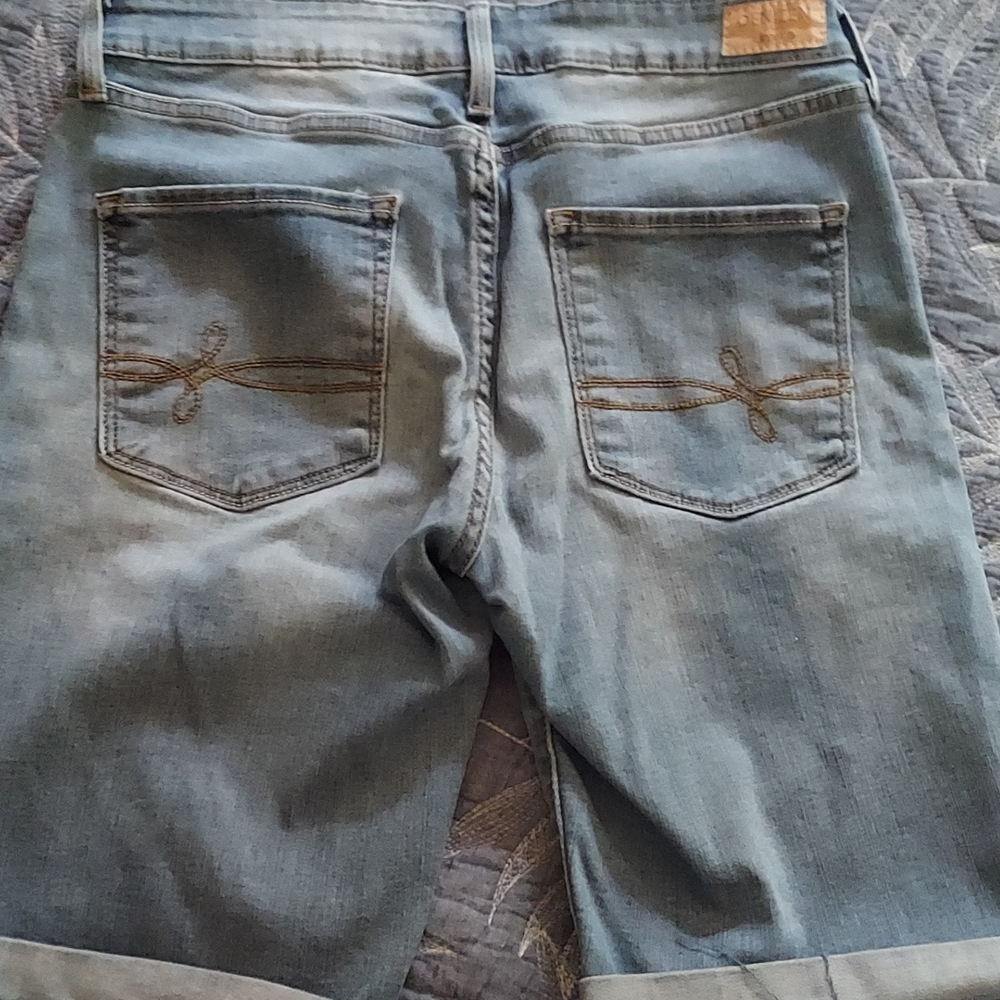 Denum Bermuda shorts - Picture 3 of 3